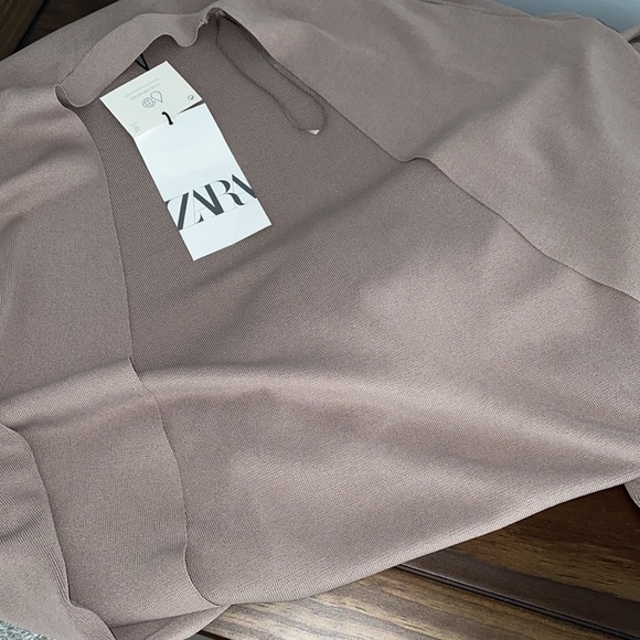 ๐ก๐ช๐ง ๐ญ๐ฎ๐ฟ๐ฎ โข Long Knit Jacket - Picture 10 of 14